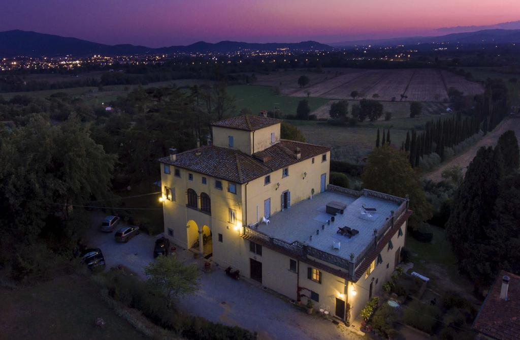 Bella Di Ceciliano Panzió Arezzo Kültér fotó